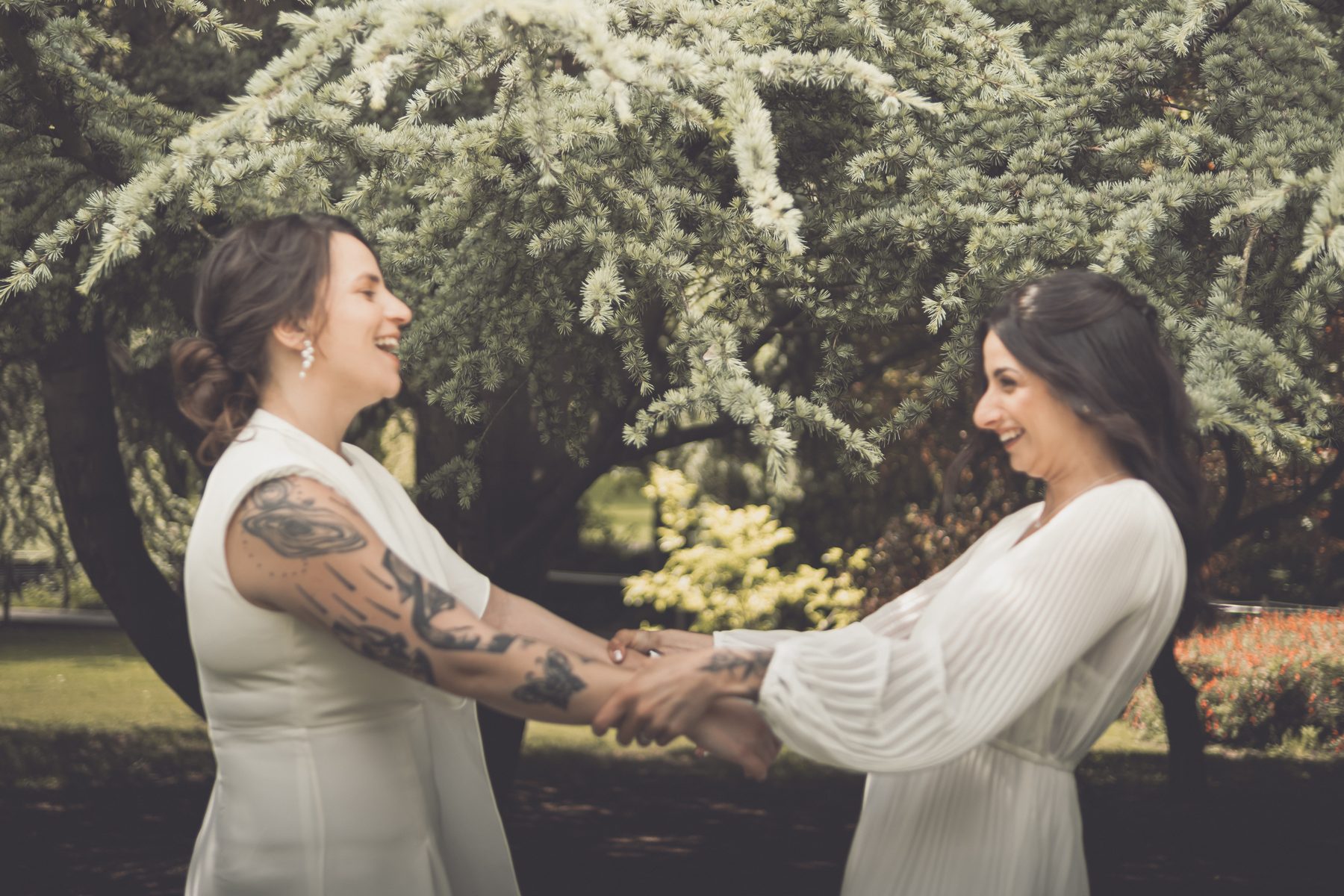 Two newlyweds, hand in hand